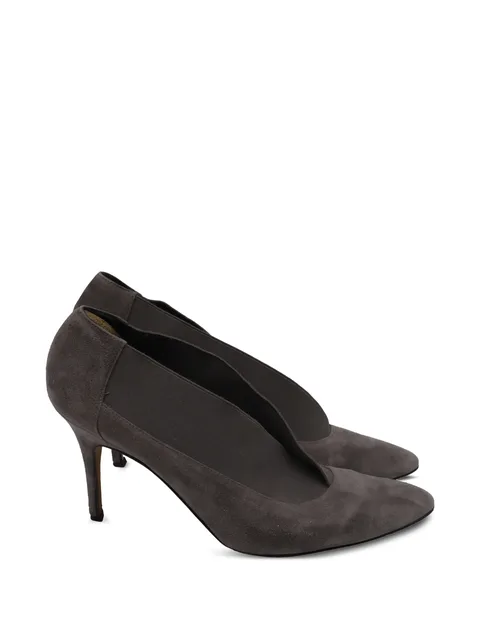 elastic-accent pointed-toe pumps