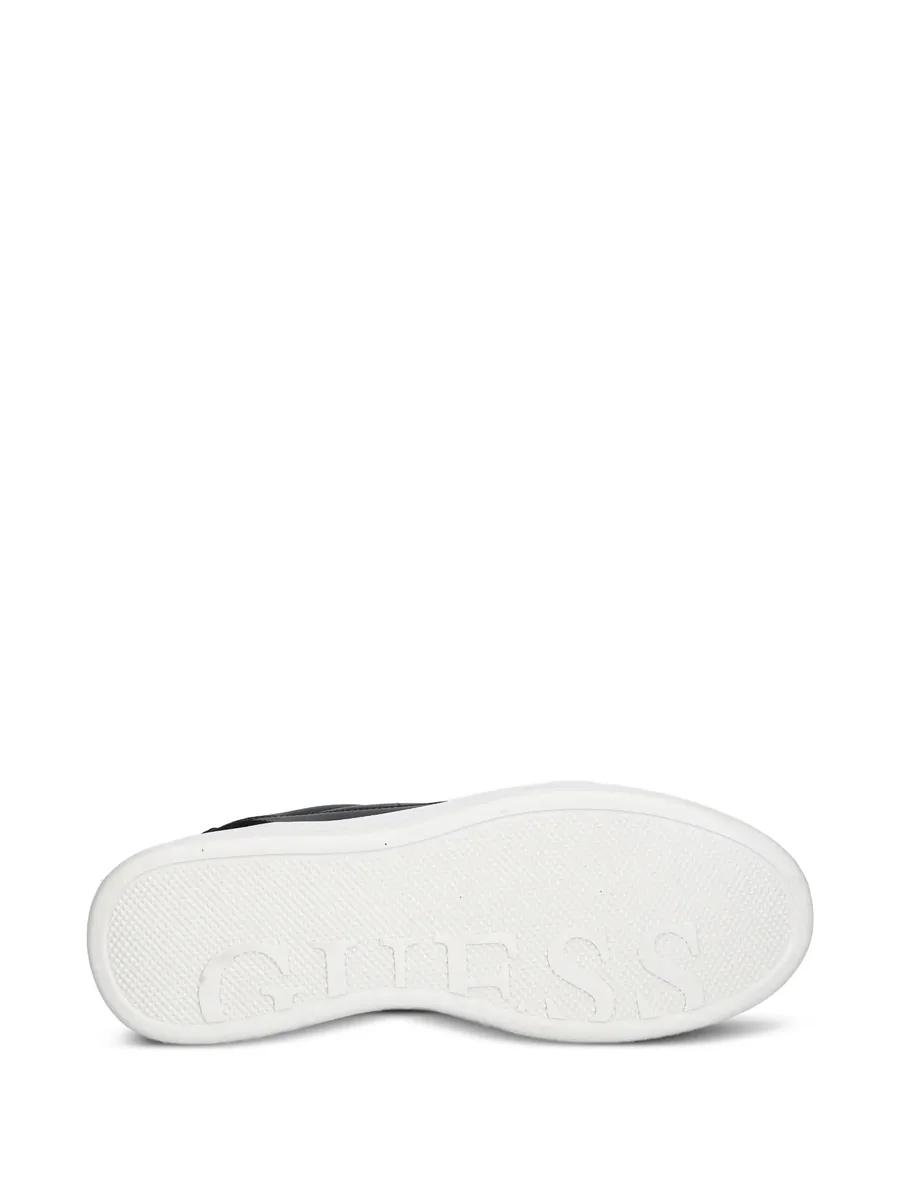 Winno logo-detail platform sneakers 10