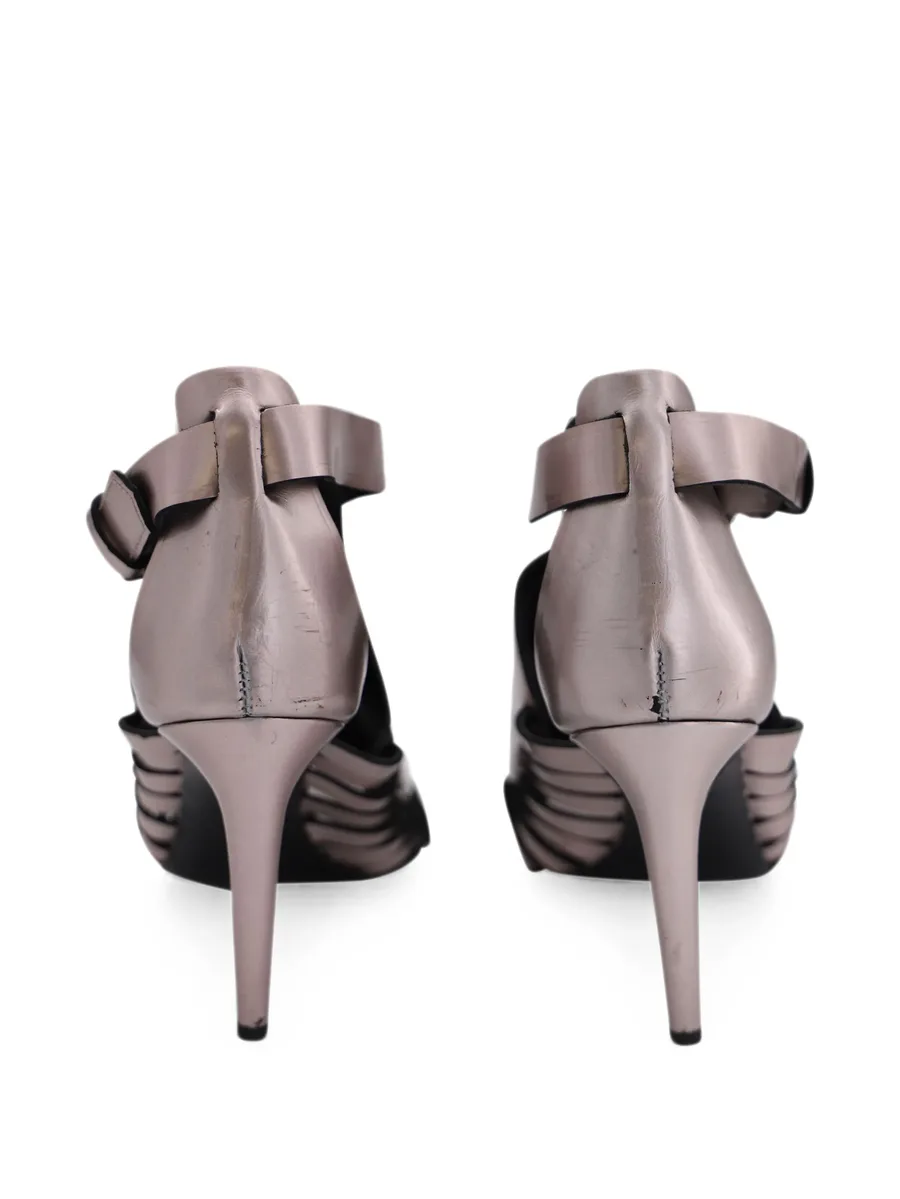 cage leather sandals 3