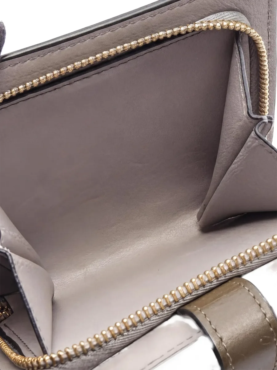 2000s Anagram bi-fold wallet 4