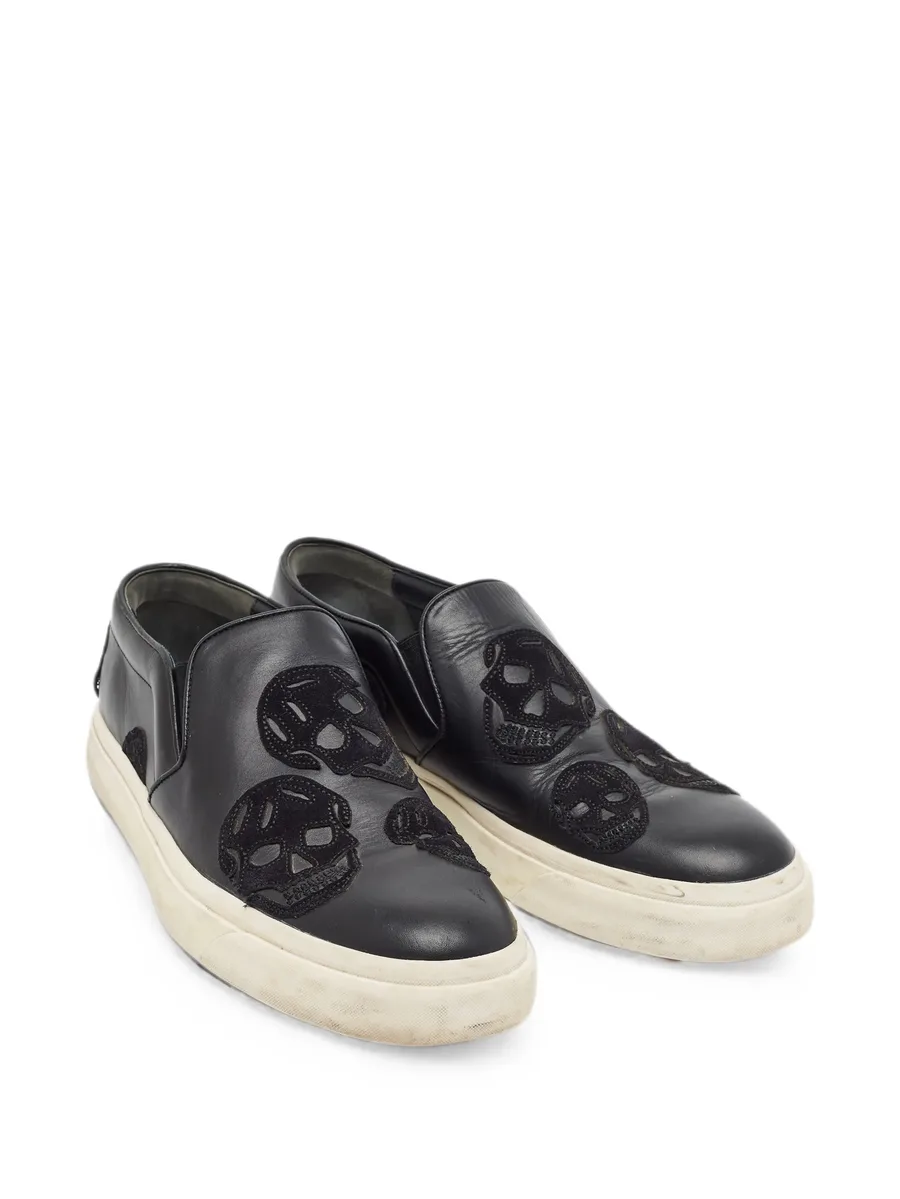Skull-detail sneakers 5