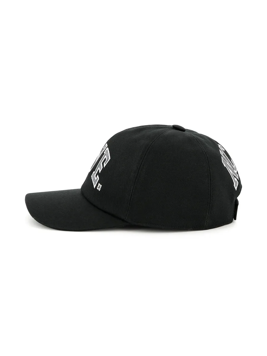 кепка с вышитым логотипом 6