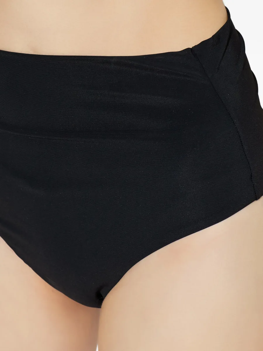 high-waisted bikini button 8