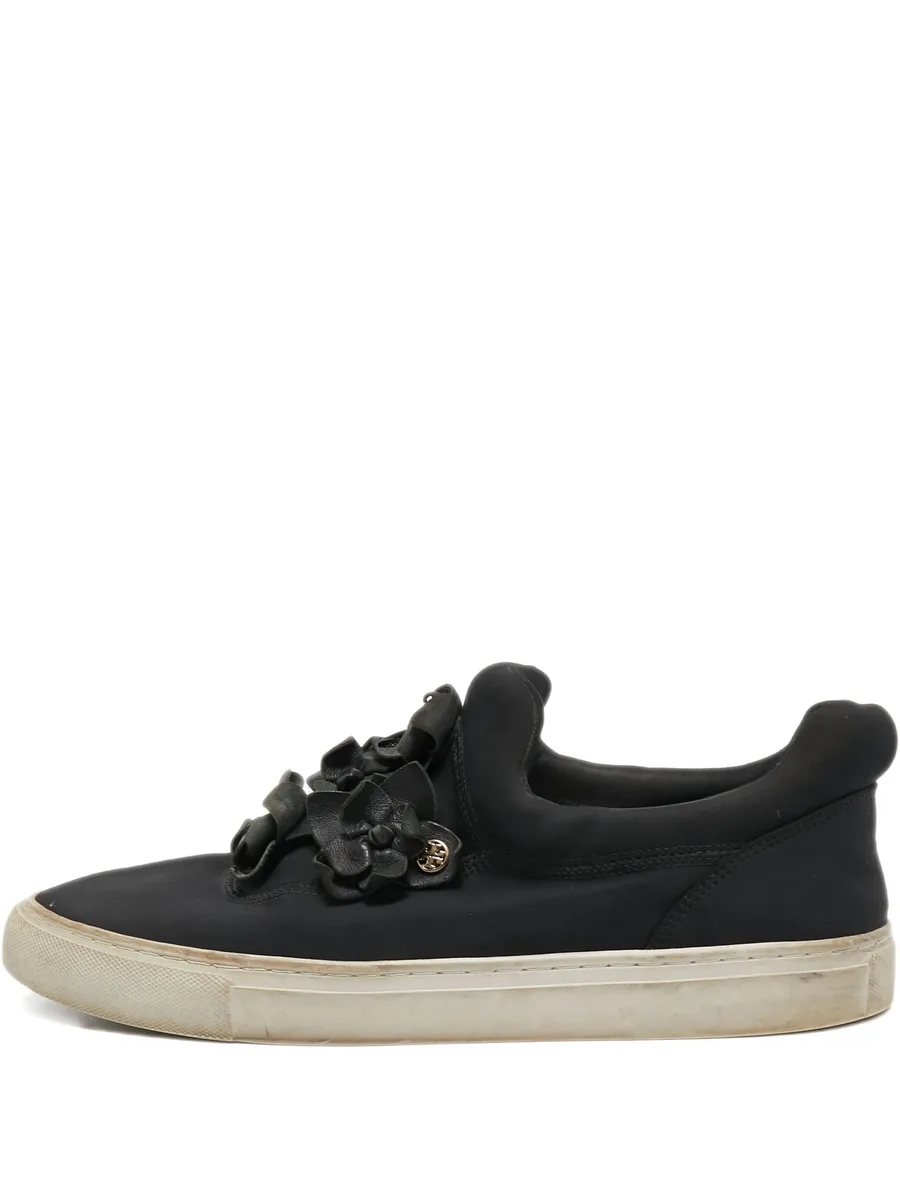 flower-appliqué sneakers 2