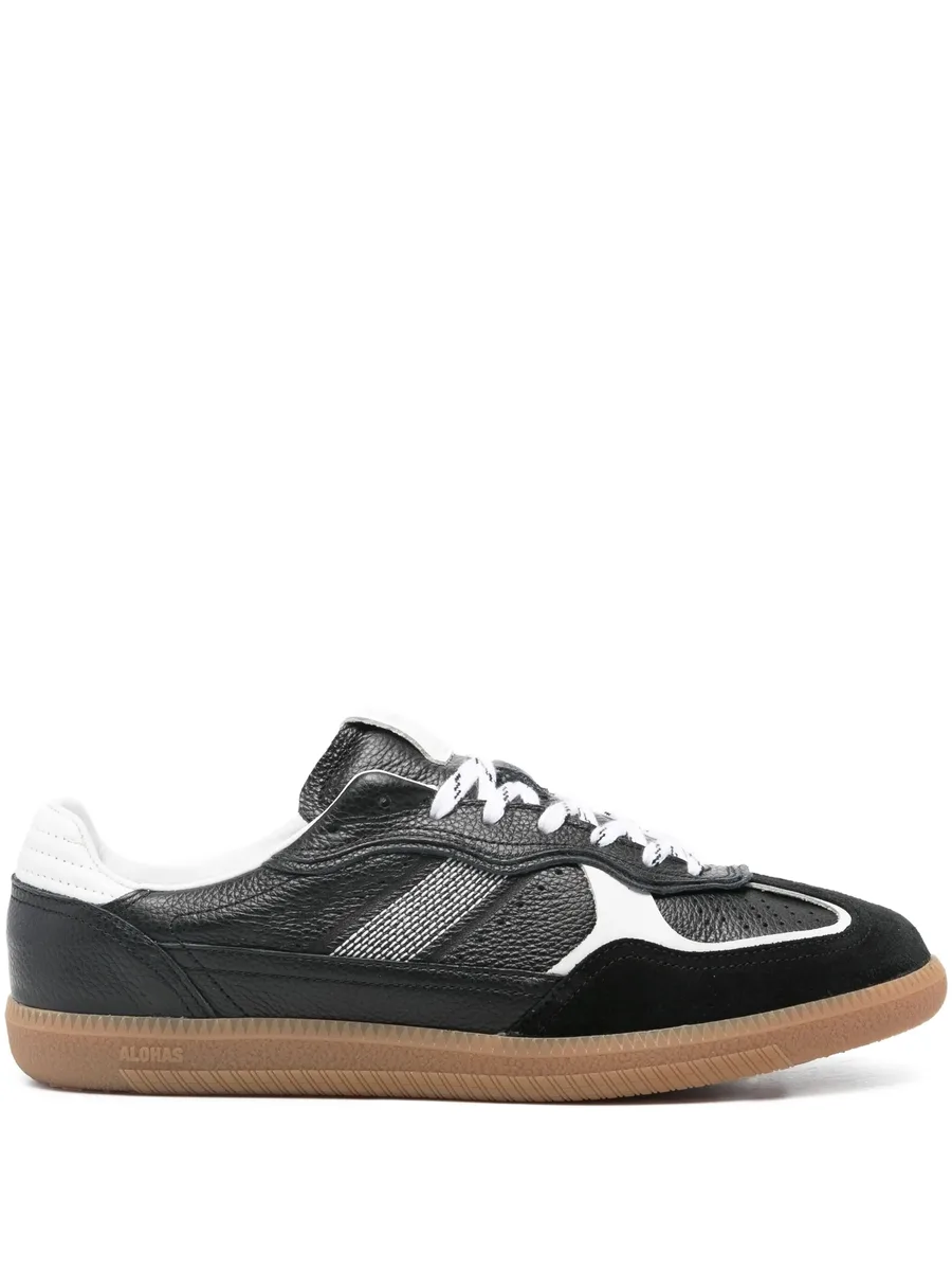 leather sneakers 2