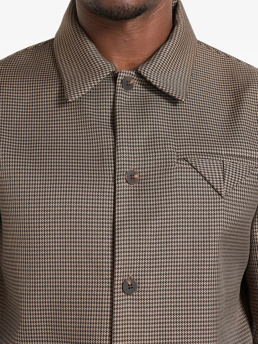 Leo houndstooth overshirt in brown 4