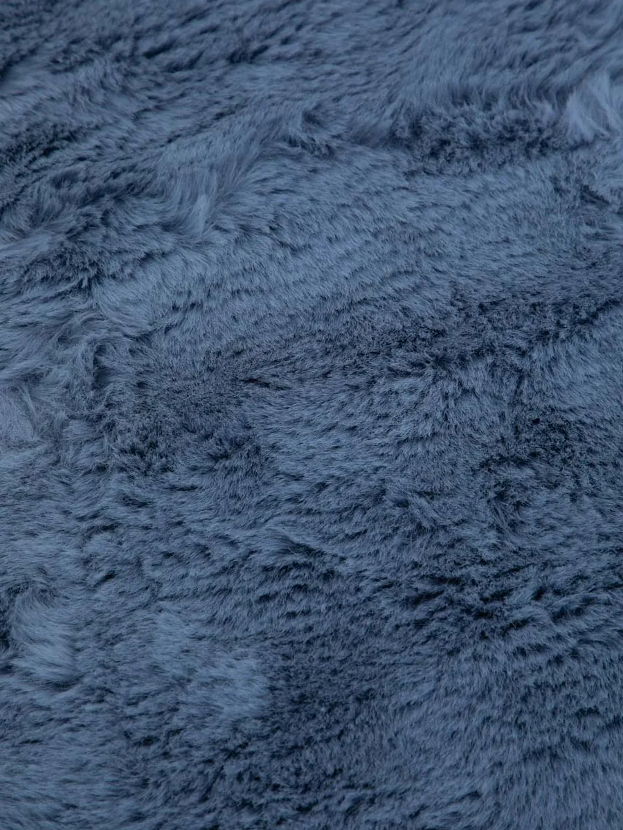 Le Tapis faux-fur pet mat 6