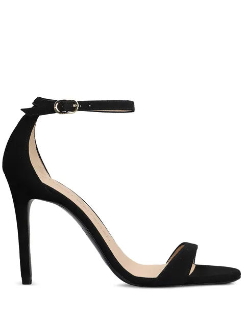 Nudist sandals