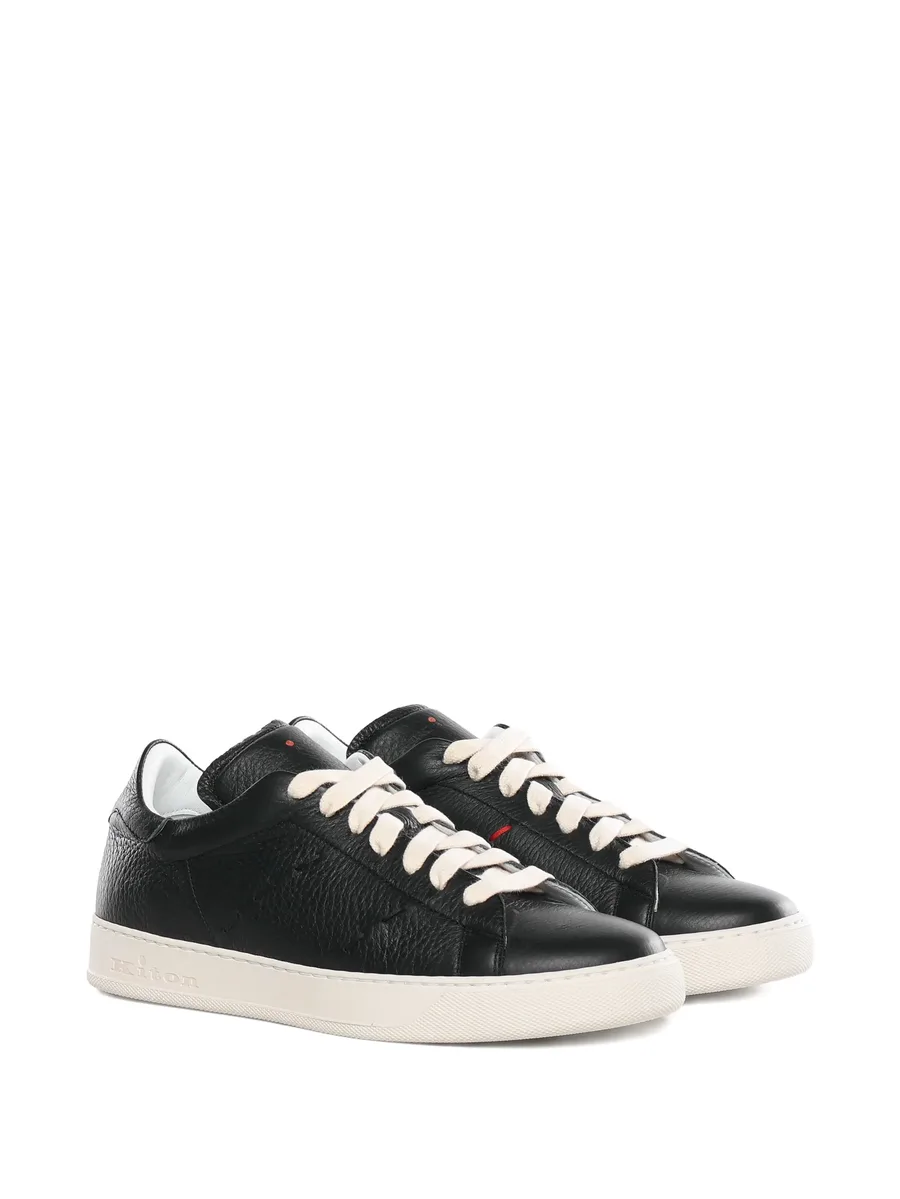 pebbled trainers 4