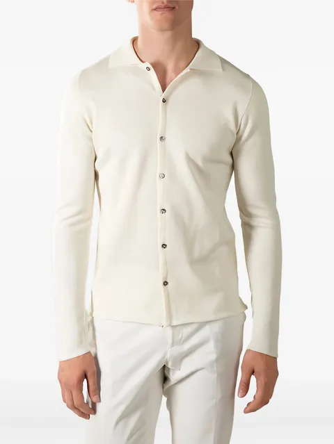 Buttoned knitted shirt