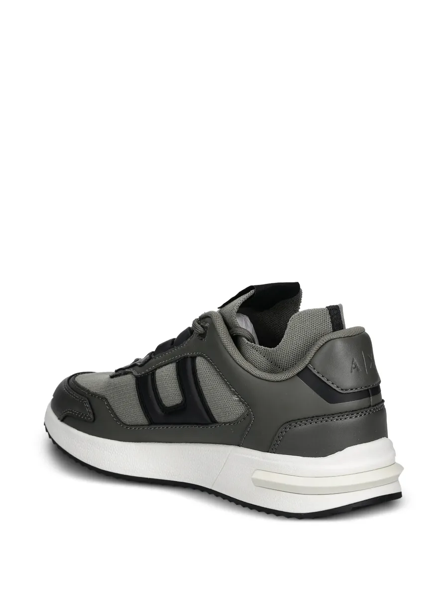 logo detail sneakers 6