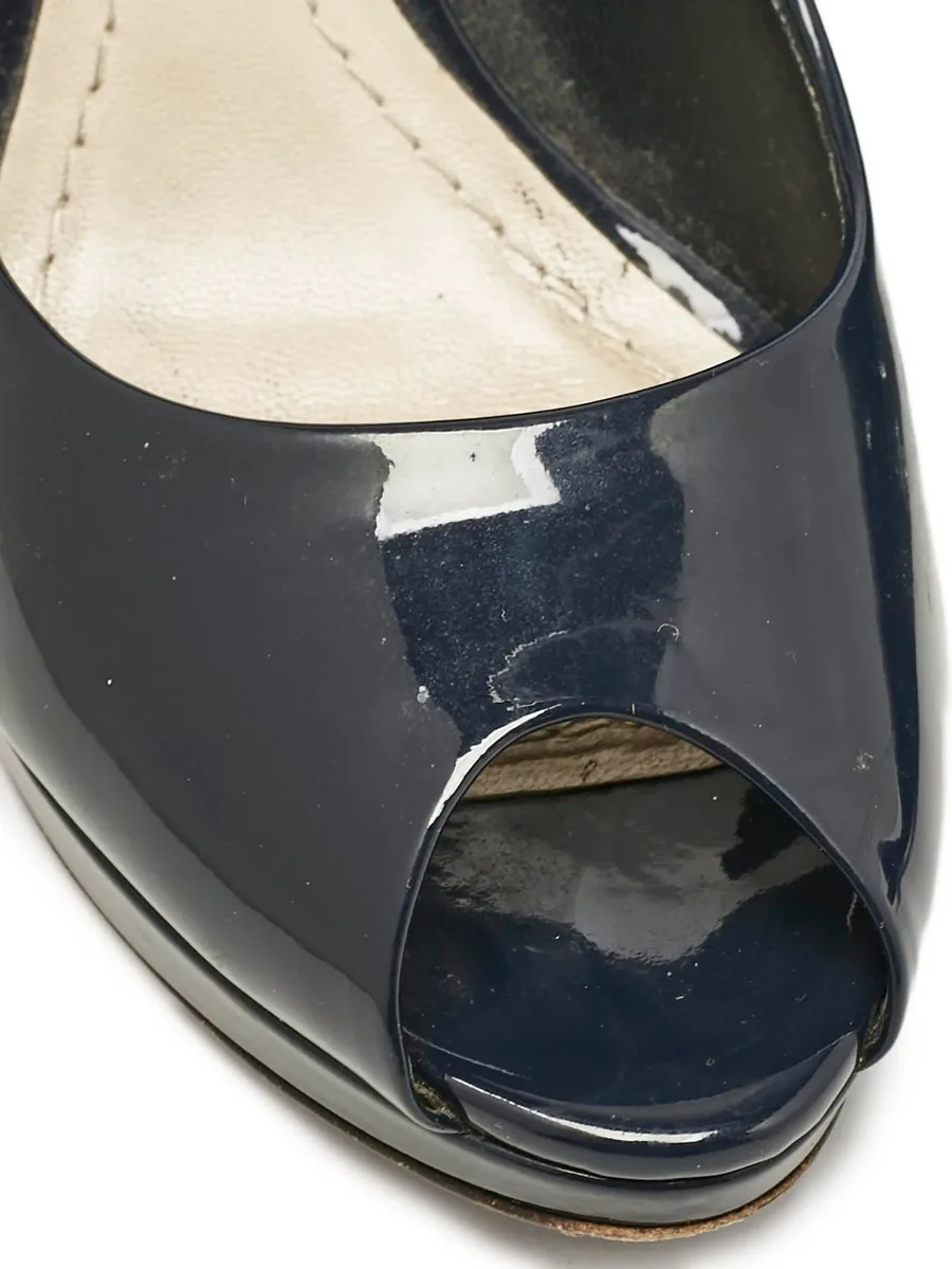 patent leather peep-toe pumps 10