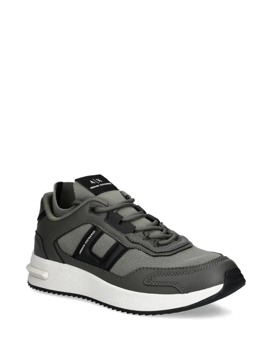 logo detail sneakers 3