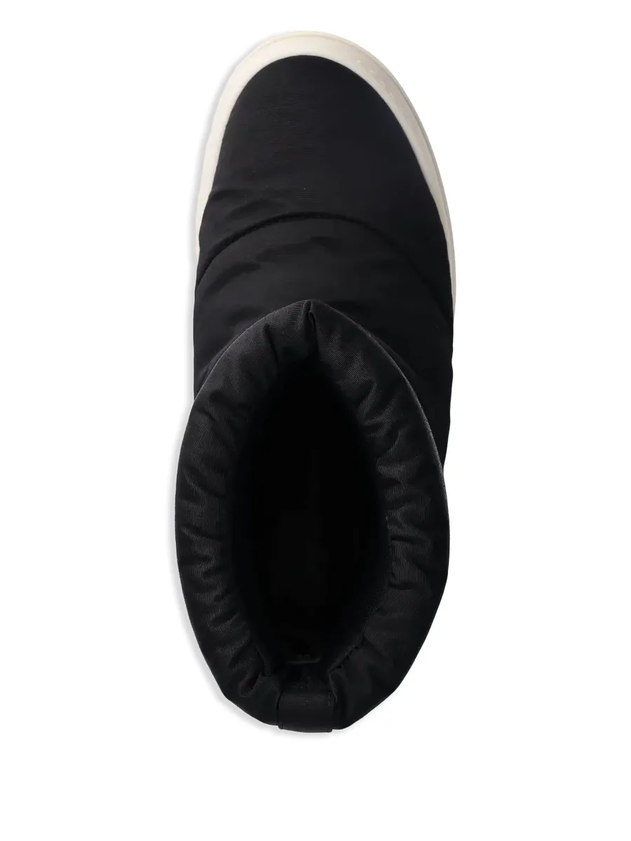 Mega Bumper boots 8