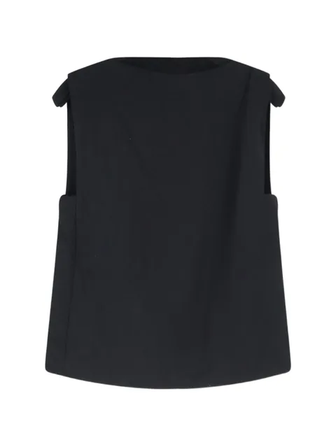sleeveless blouse
