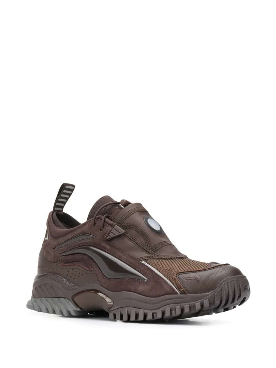 contrast panel toggle sneakers 3