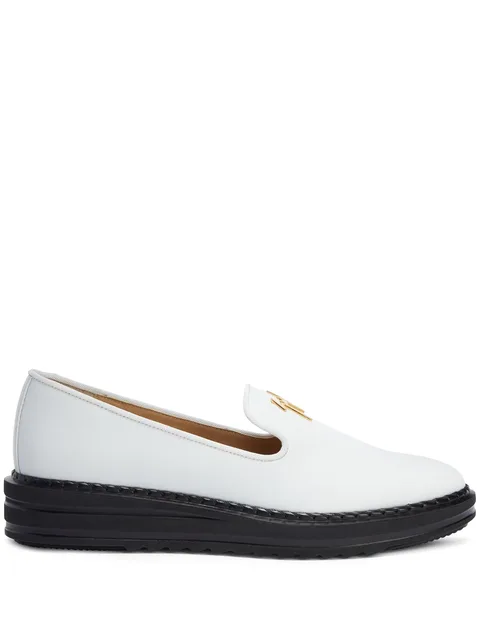 logo-plaque leather loafers