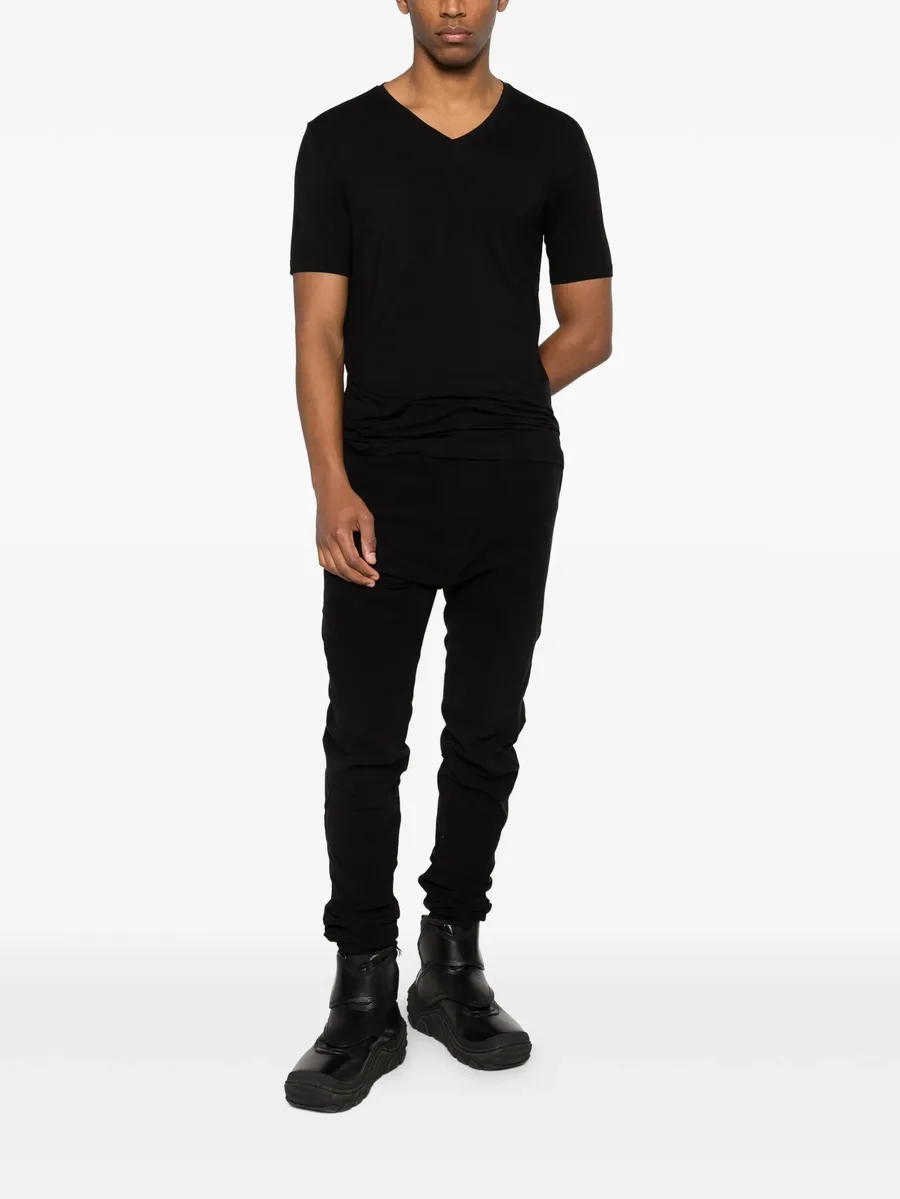 V-neck T-shirt 4