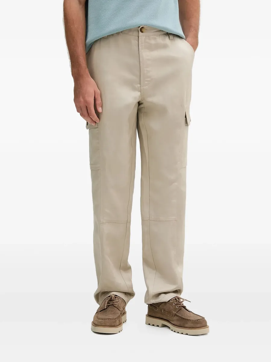 cargo-pocket trousers 1