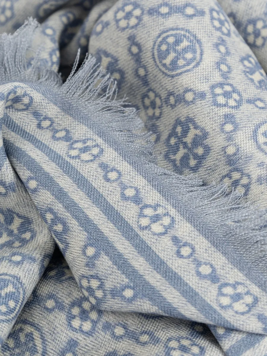 шарф T Monogram 6