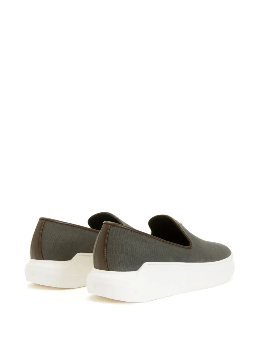 Conley logo-plaque sneakers 5