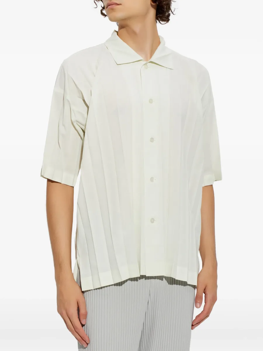 pleated short-sleeve shirt 3