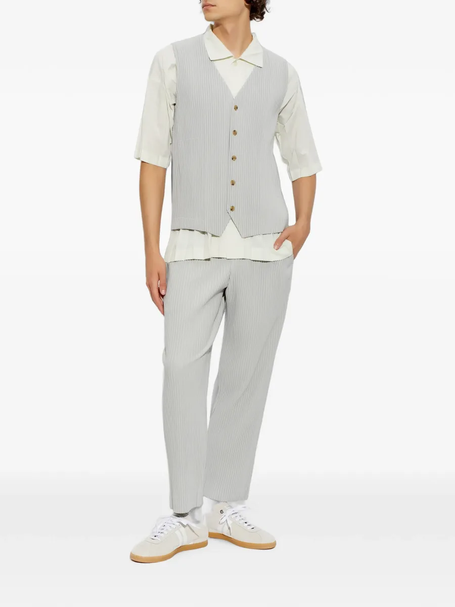 pleated short-sleeve shirt 2