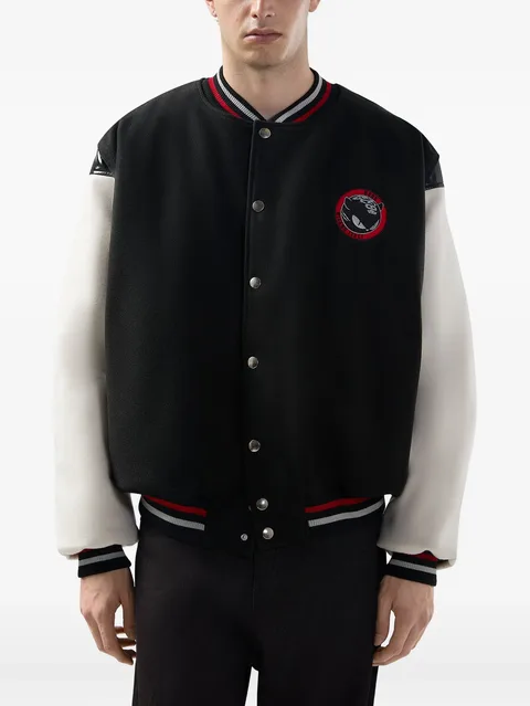 buttoned appliqué-detail jacket