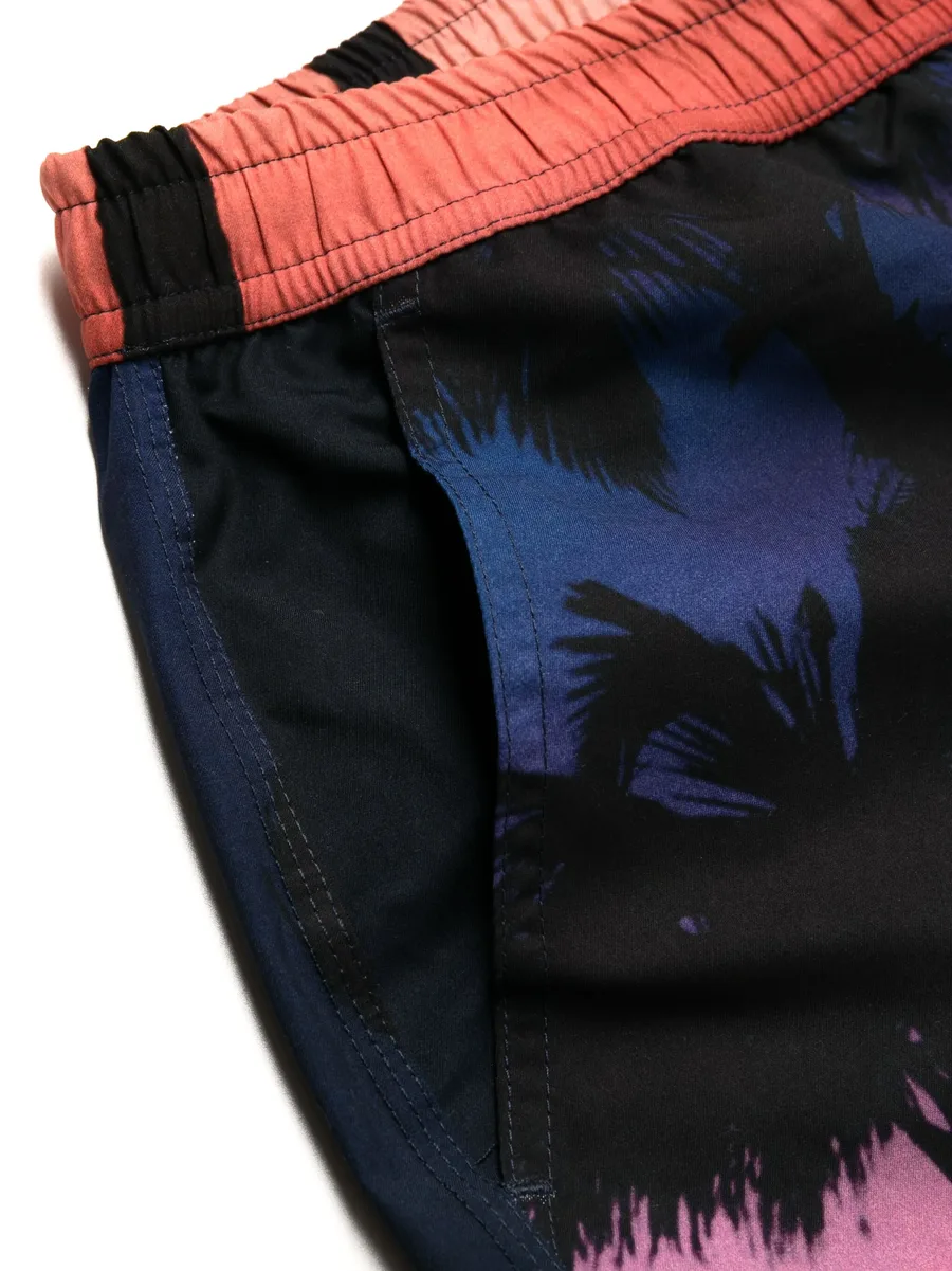 palm-tree print shorts 5