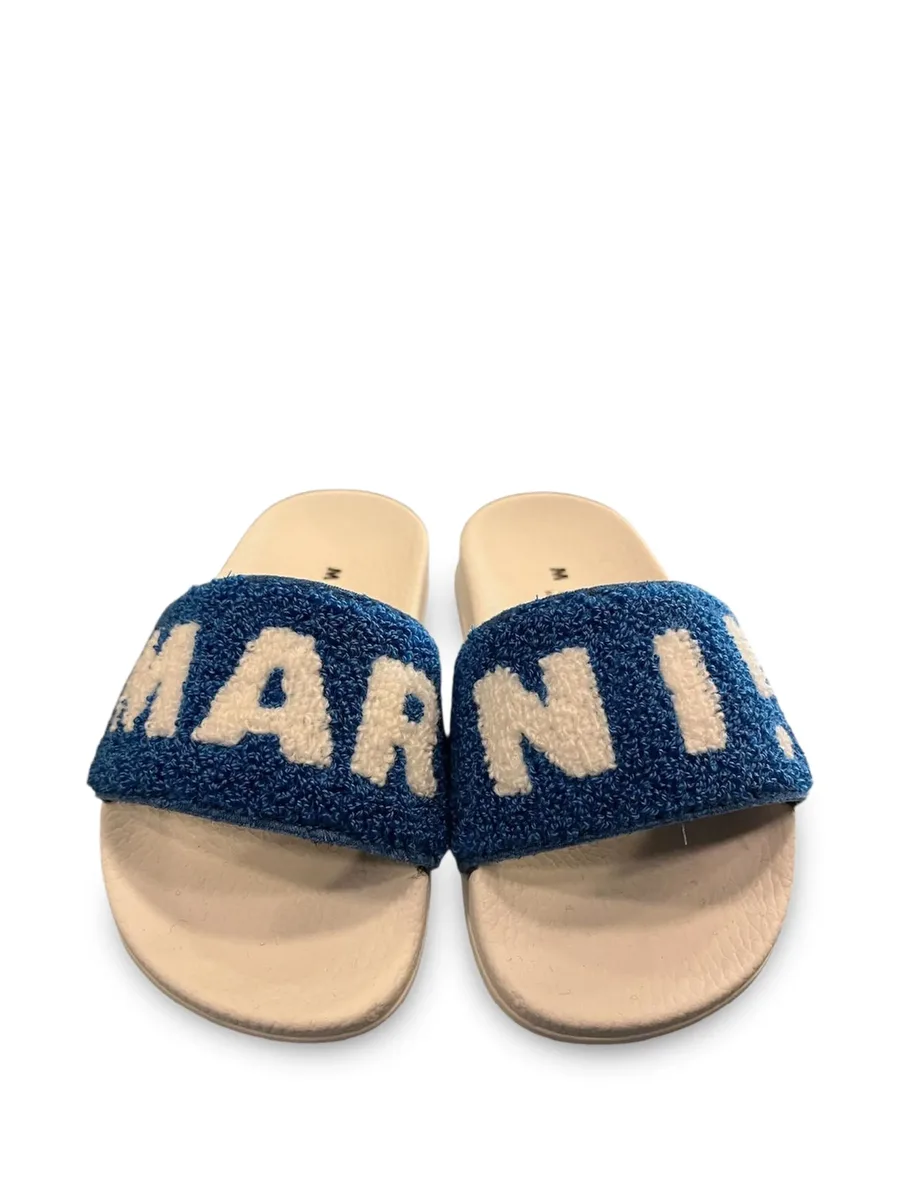 logo slides 3