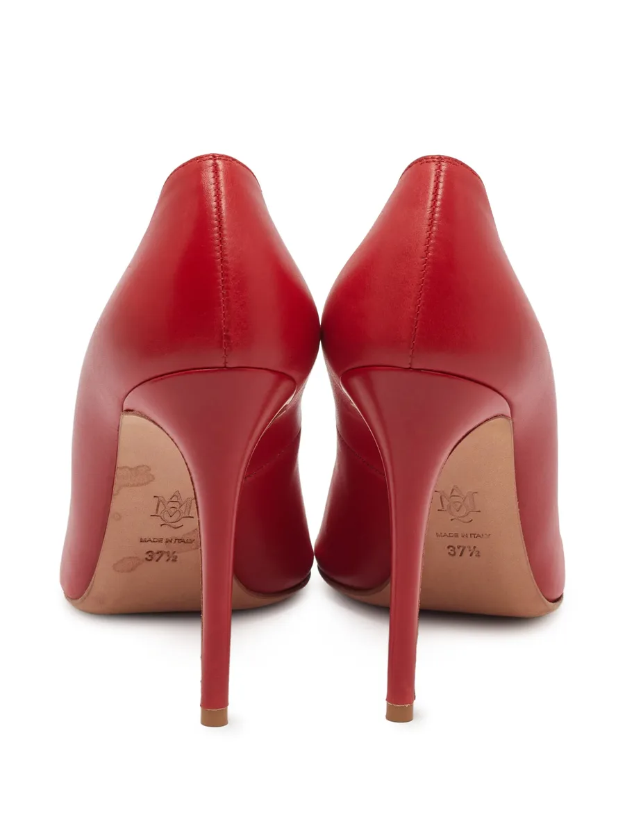 pointed-toe pumps 3