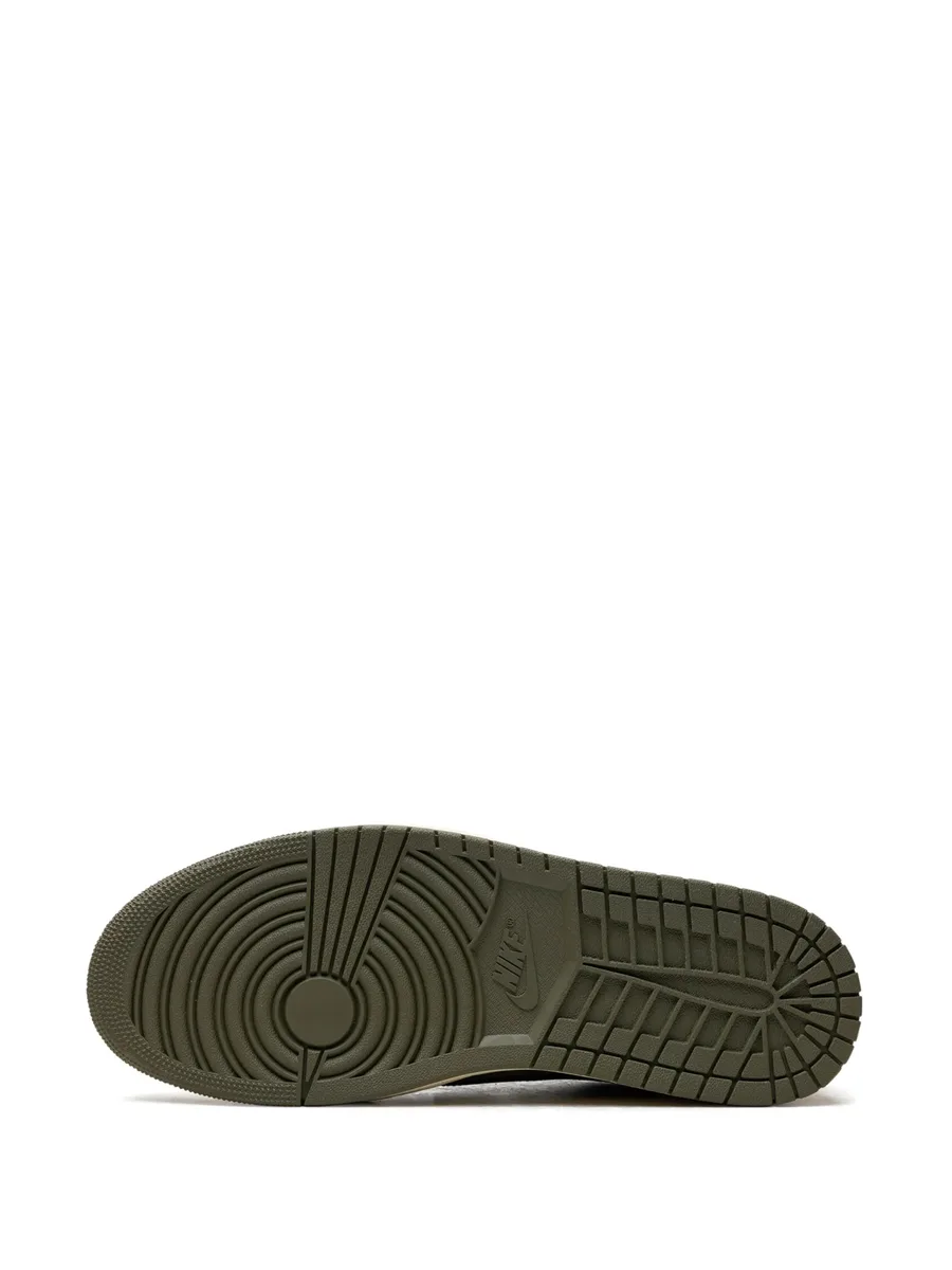кроссовки Air Jordan 1 Low OG Medium Olive из коллаборации с Travis Scott 7