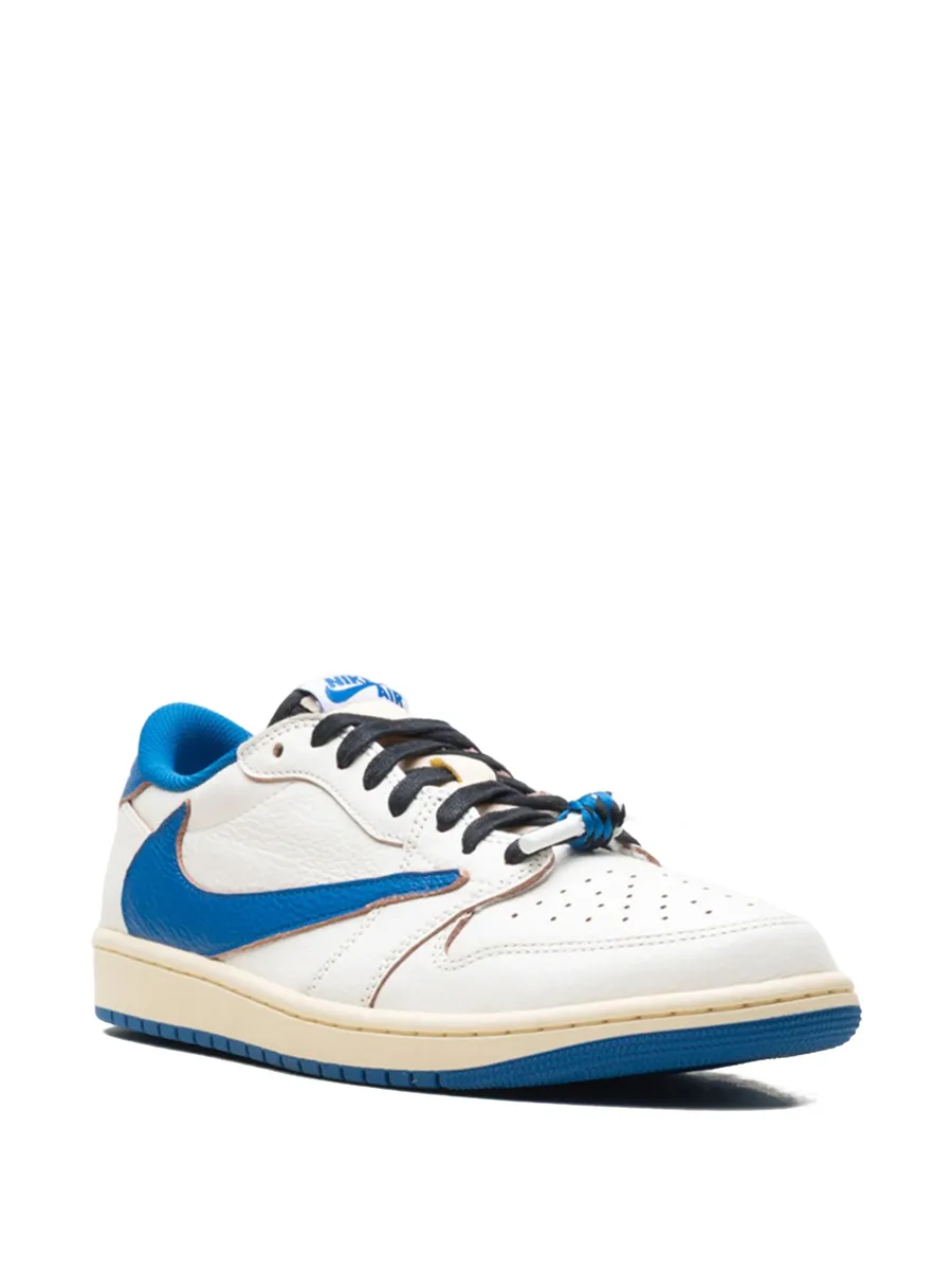 кроссовки Air Jordan 1 Low Travis Scott 4