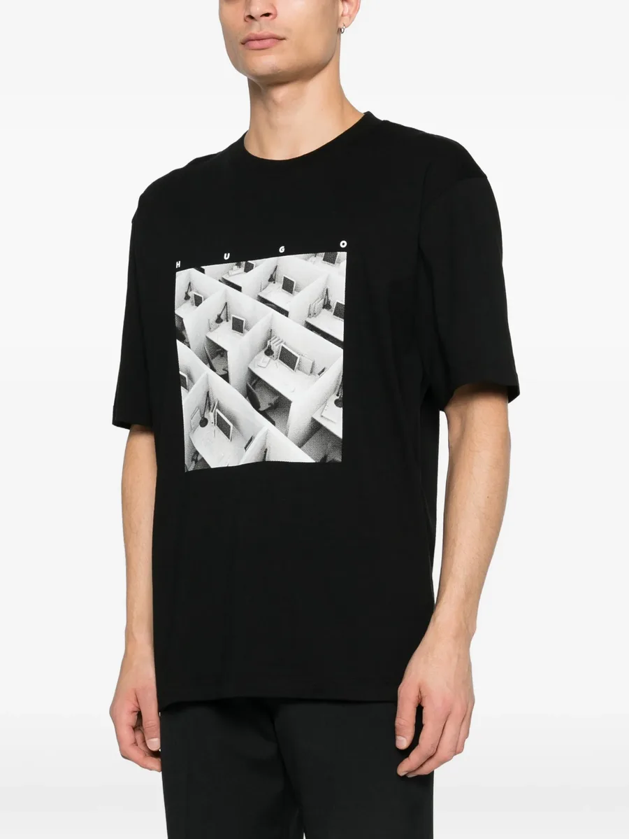 graphic print T-shirt 6