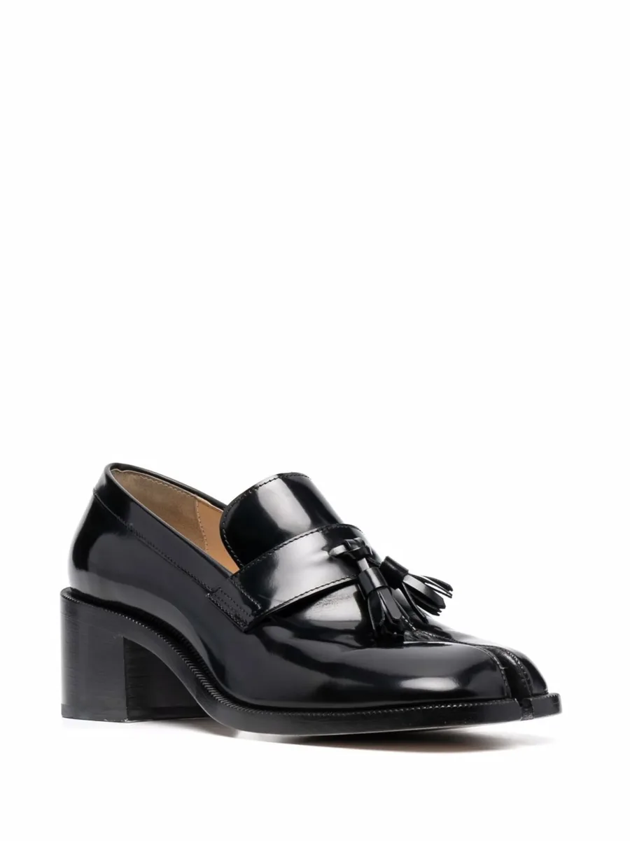 Tabi tassel-detail leather loafers 3
