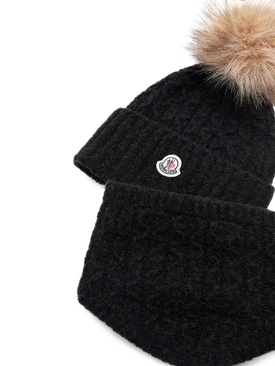 pom-pom beanie hat and scarf set 3