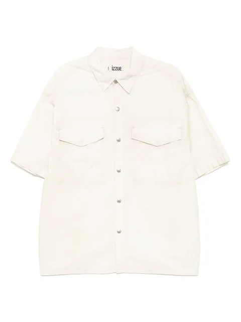 short-sleeved shirt