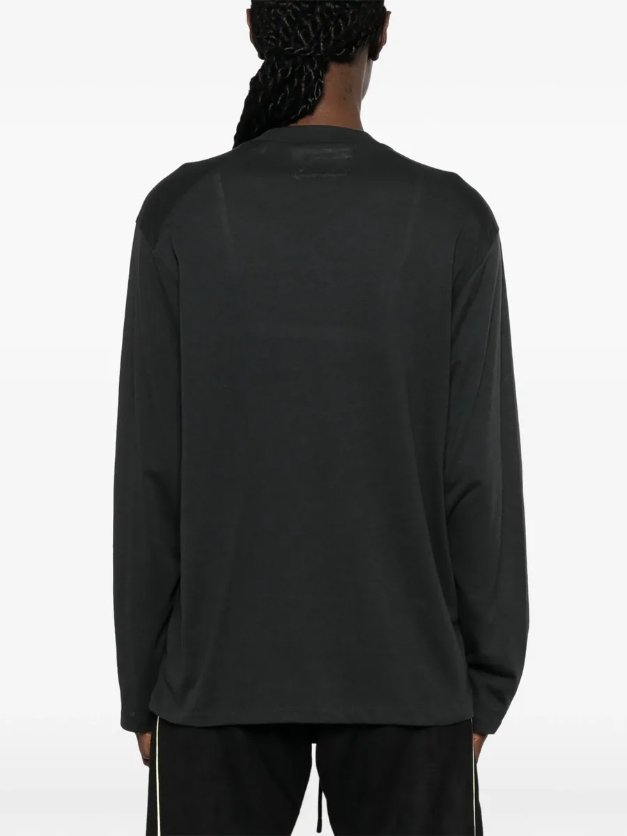 long-sleeve T-shirt 7