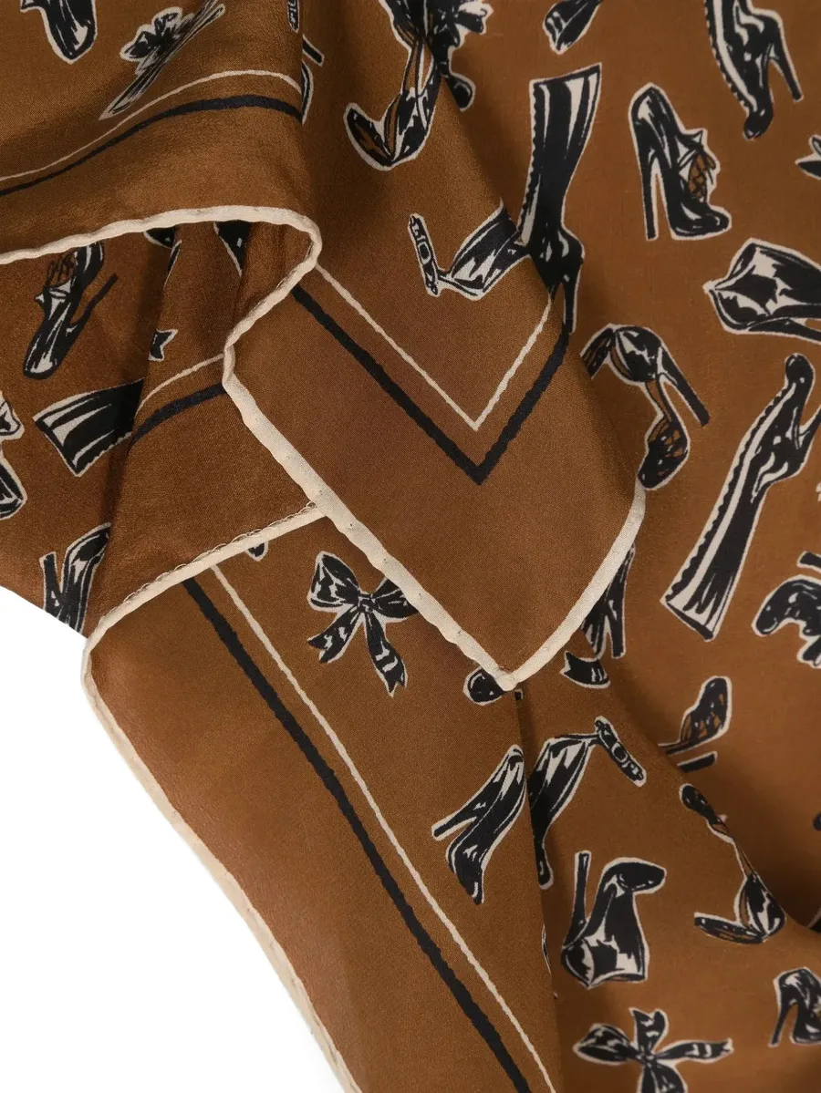 shoe-print scarf 4