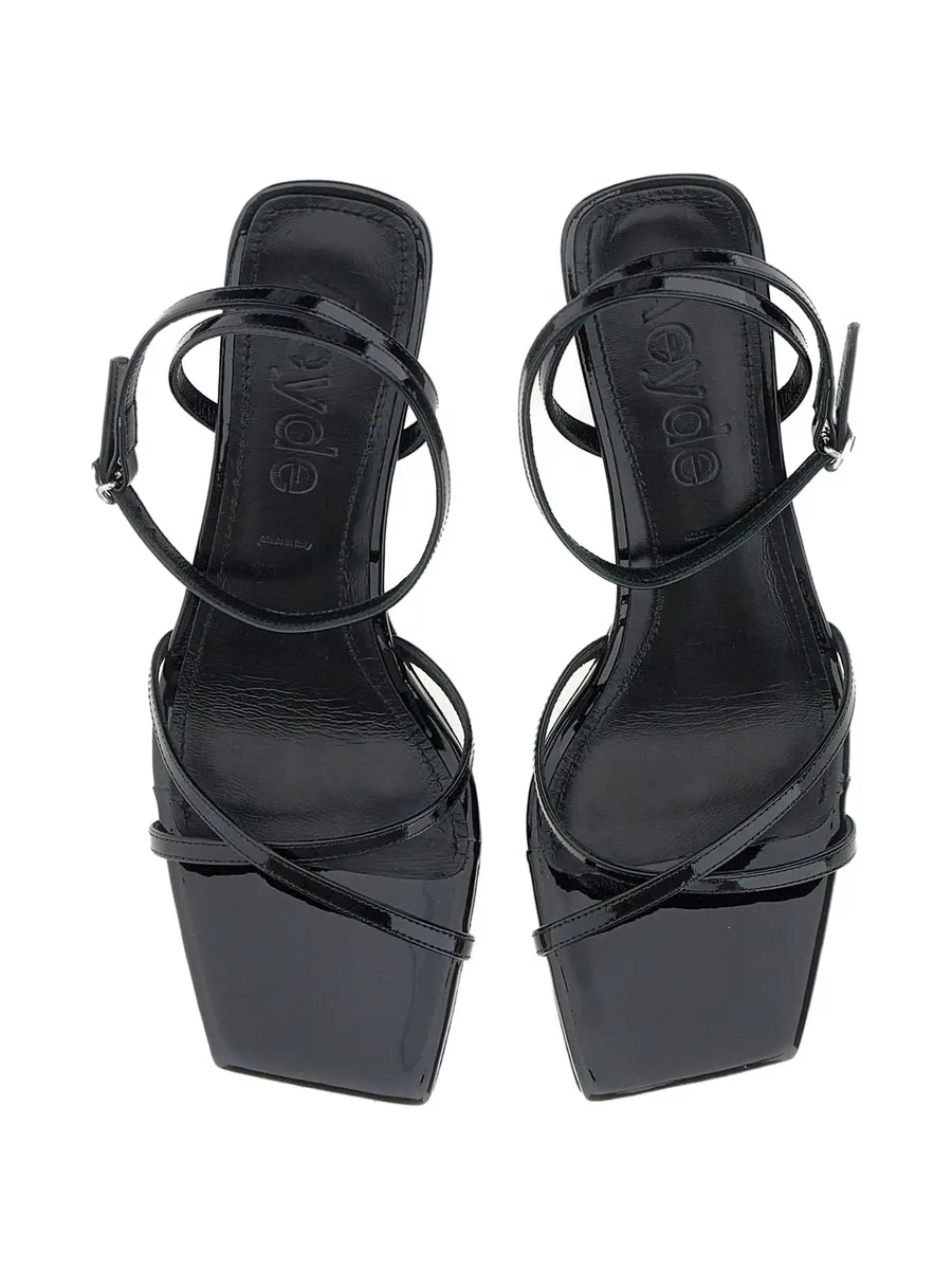 criss-cross strap sandals 8