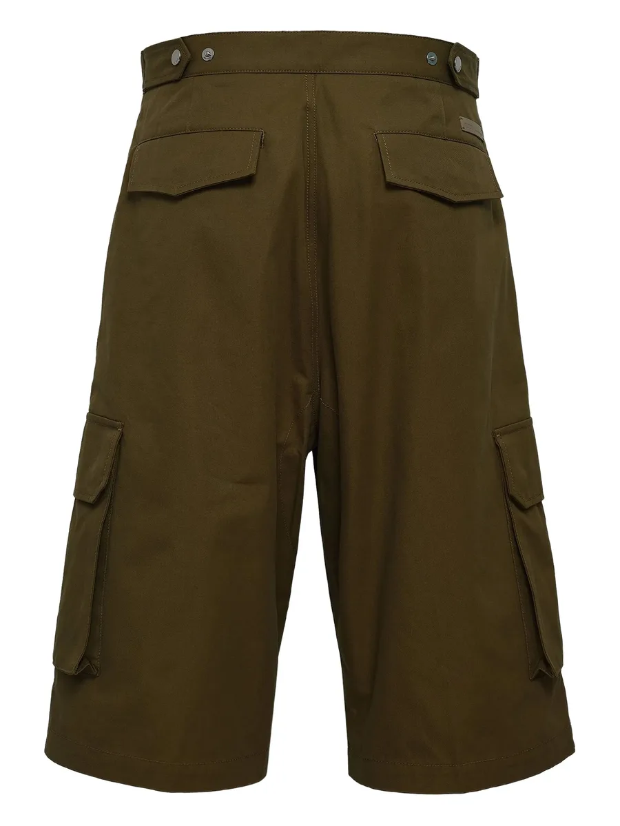 cargo-pockets shorts 3