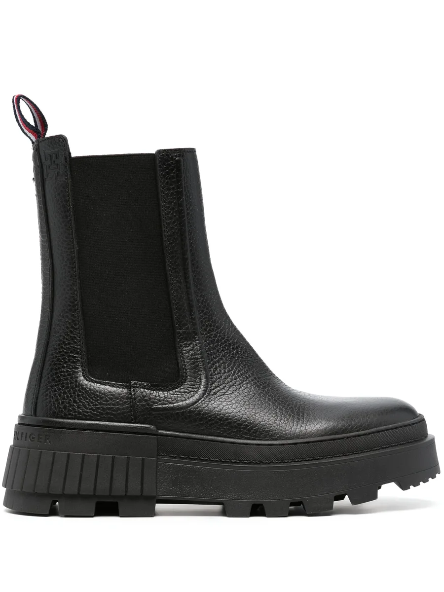 round-toe leather ankle boots 1