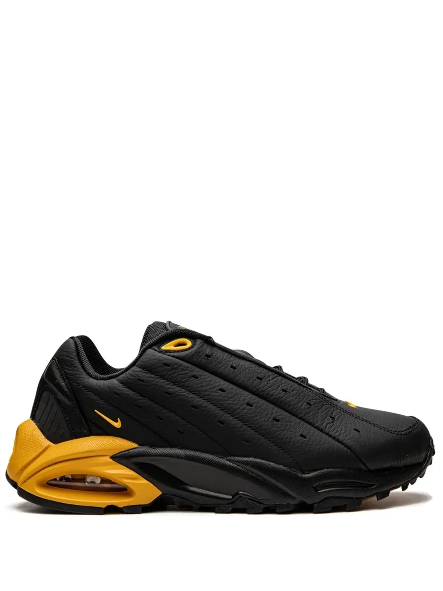 кроссовки Hot Step Air Terra Nocta из коллаборации с Drake 1