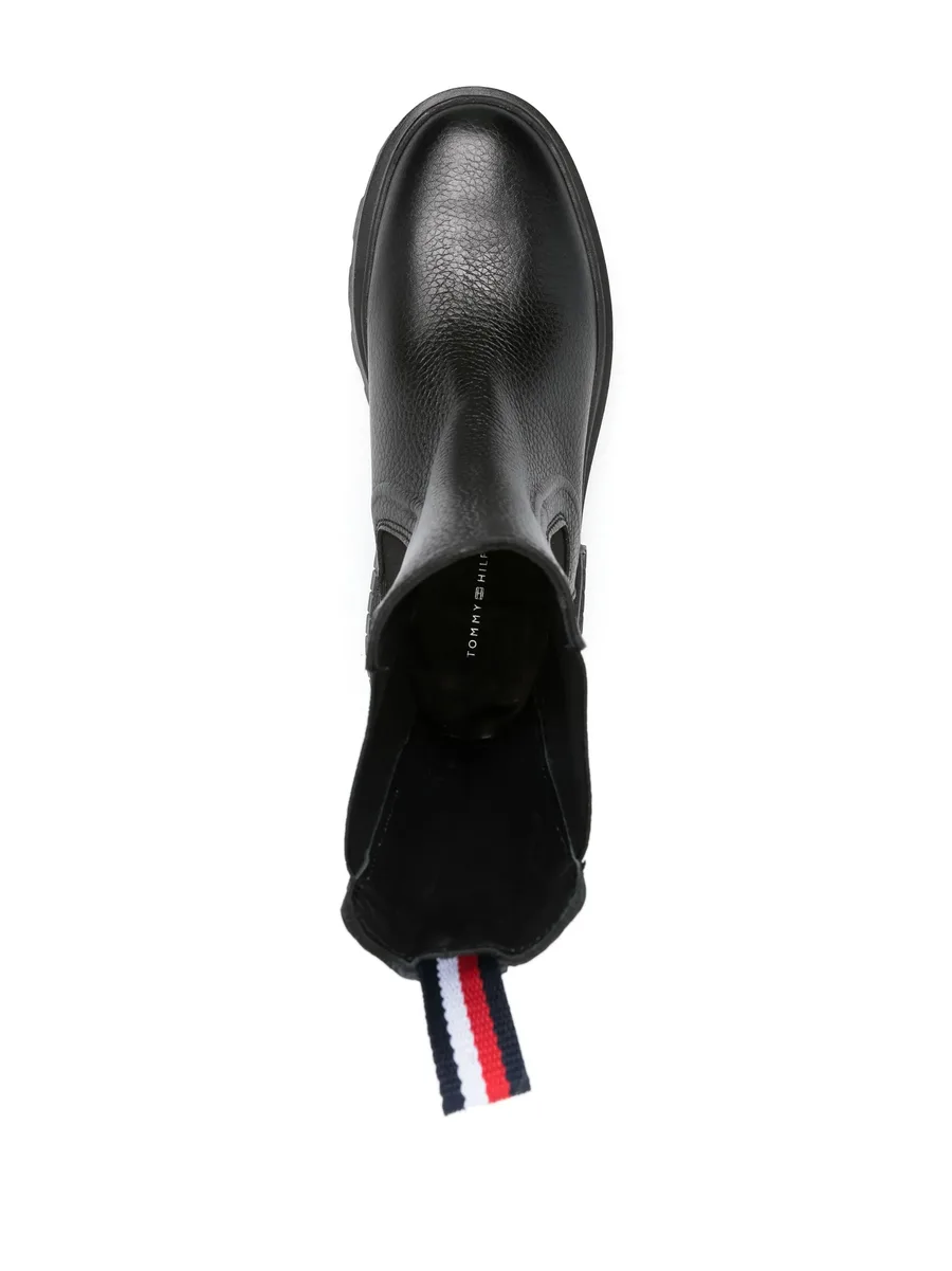 round-toe leather ankle boots 8