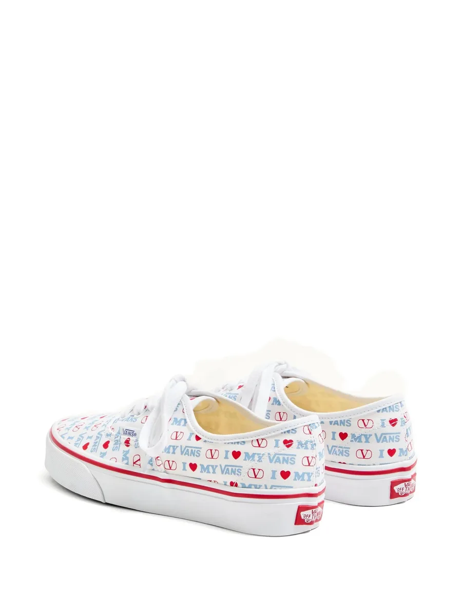 кроссовки с принтом Love из коллаборации с Vans 8