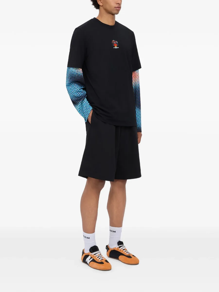 graphic T-shirt 3