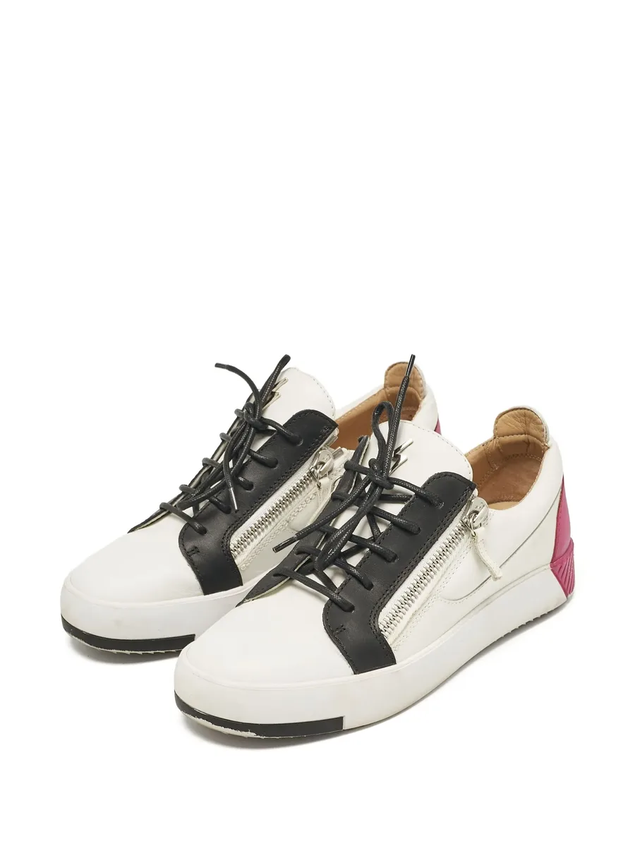 pre-owned Frankie sneakers 3