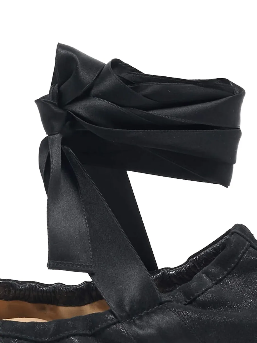 ribbon-fastening ballet flats 3
