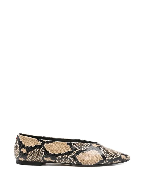 Betty leather flat pumps
