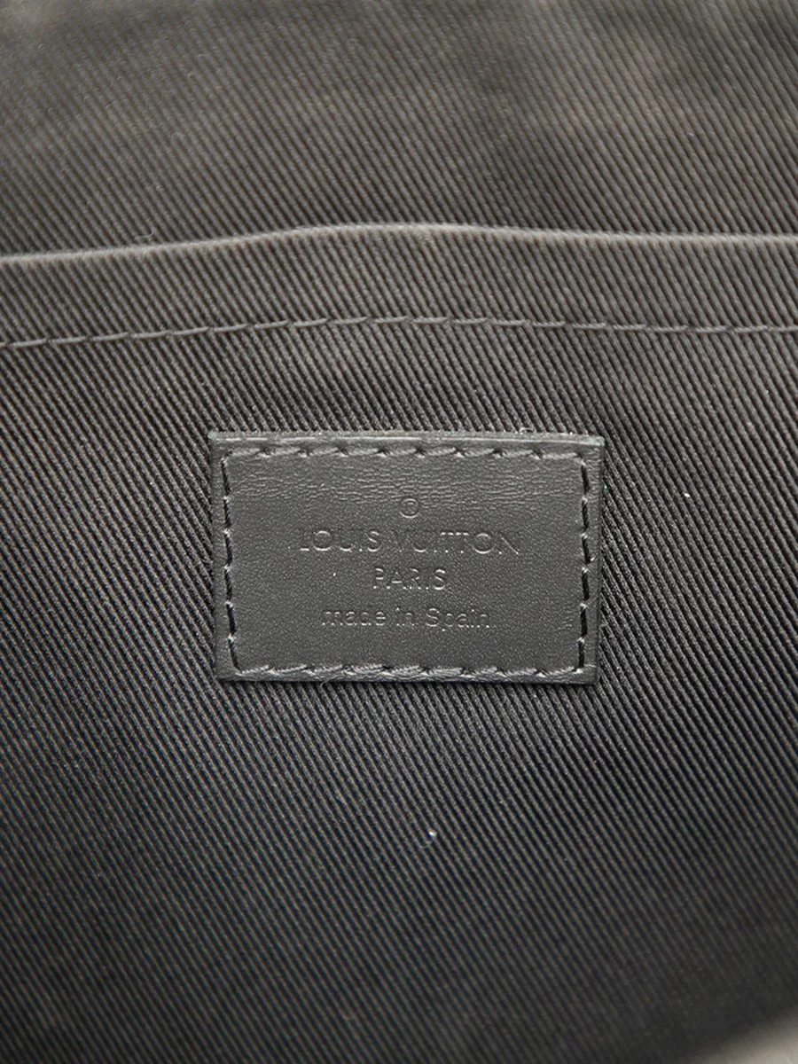 клатч Monogram Shadow Discovery Pochette (2019 год) 12